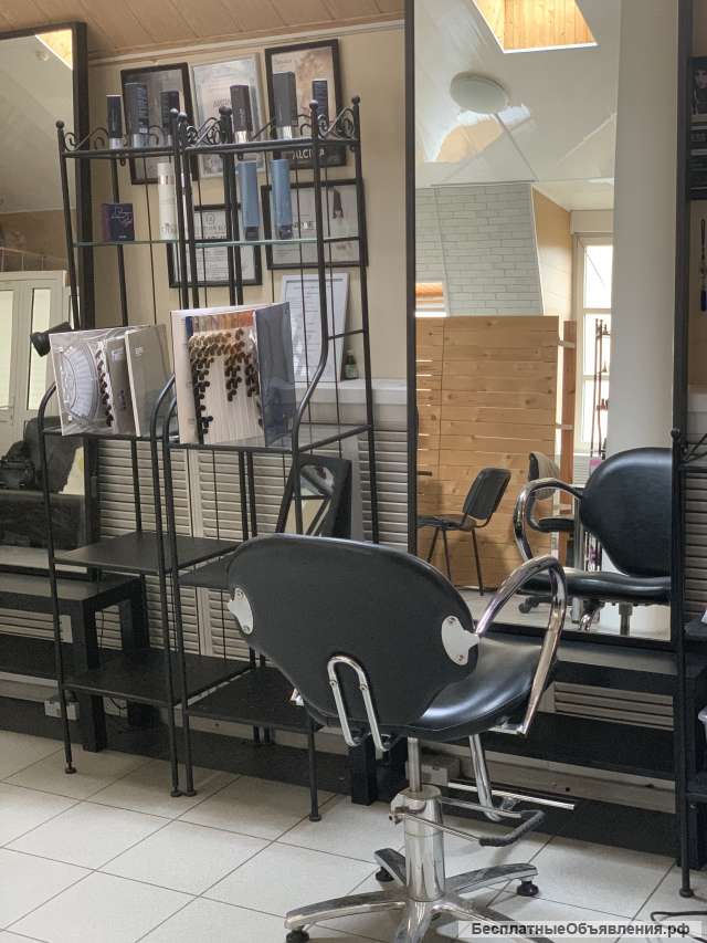 В салон требуется