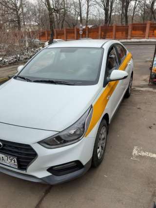 Авто в аренду с выкупом. Hyundai Solaris 2019