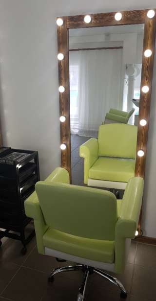 Сдам кресло парикмахера