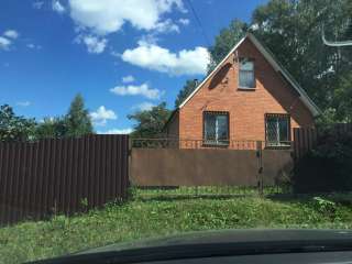 Дом в деревне рядом с Москва рекой