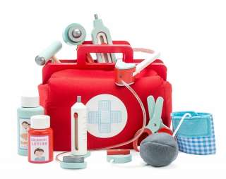 Игровой набор Le Toy Van деревянный «Доктор»