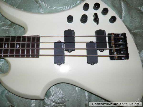 Бас гитара Fernandes Mockingbird Japan 1980г