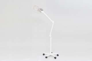 Лампа-лупа на штативе Евромедсервис SD