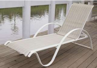 Лежак-шезлонг Derong КМ 5102
