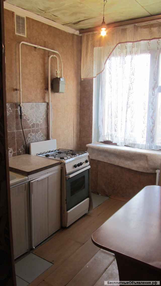 1 комн. кв-ра, Вятская, 7/9п; 30/18/5 Цена 1800000