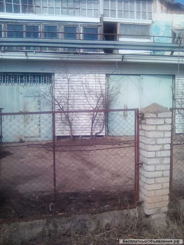 Ищу помощницу частный дом центр