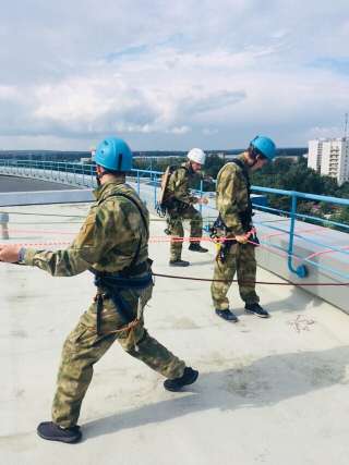 Требуются промышленные альпинисты -высотники и ученики (обучаем)