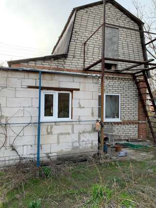 Жилая дача на юге