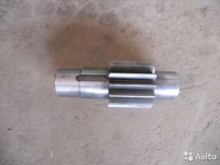 Шестерня 256б-2402110 вал шестерня