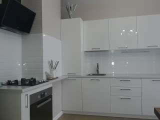 Возле моря элитную с ремонтом на Бытхе