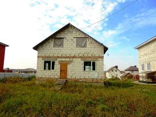 Коттедж в Богословке по ул.Солнечная