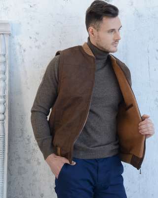 Жилет из верблюжьей шерсти