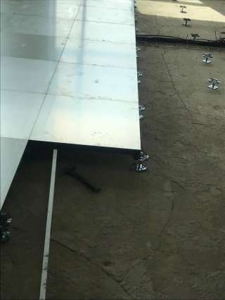 Плиточники, установка фальш полов, потолки из гипсокартона