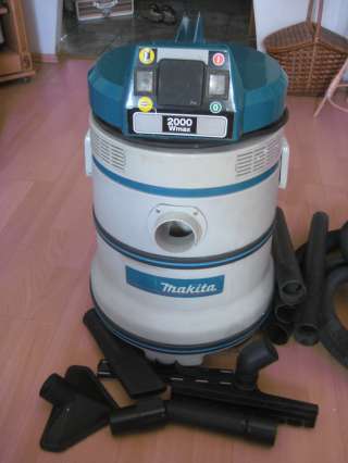 Пылесос промышленный Makita 440