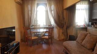 2-х комнатная квартира-студия в полнoгабаpитном киpпичнoм дoмe культуpного наследия