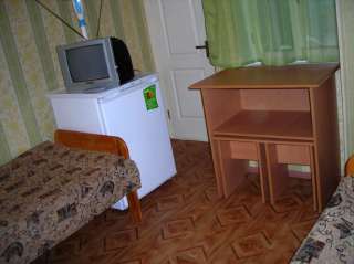 К вашим услугам - отдельные 2-х, 3-х и 4-х местные номерами, оснащенные всем необходимым для отдыха
