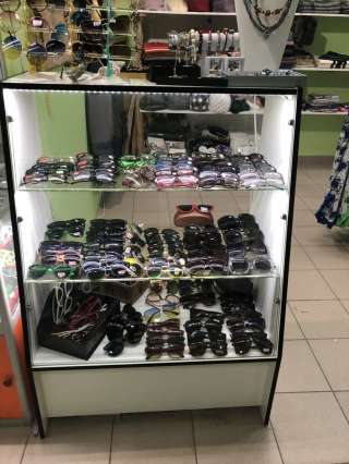 Прилавок остекленный