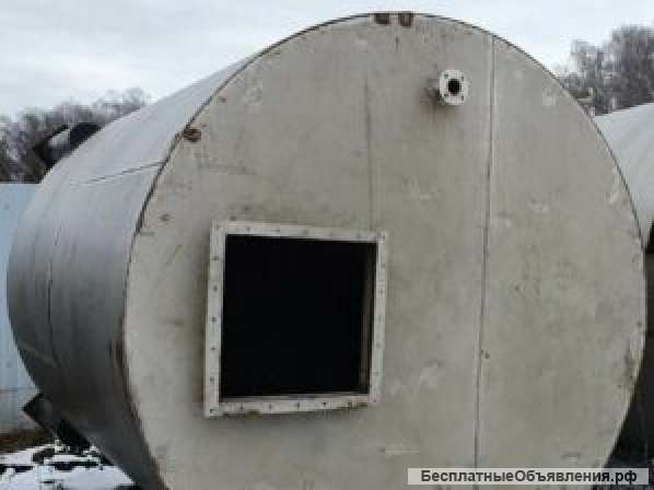 Емкости нержавеющие, объем -15 куб.м., вертикальные
