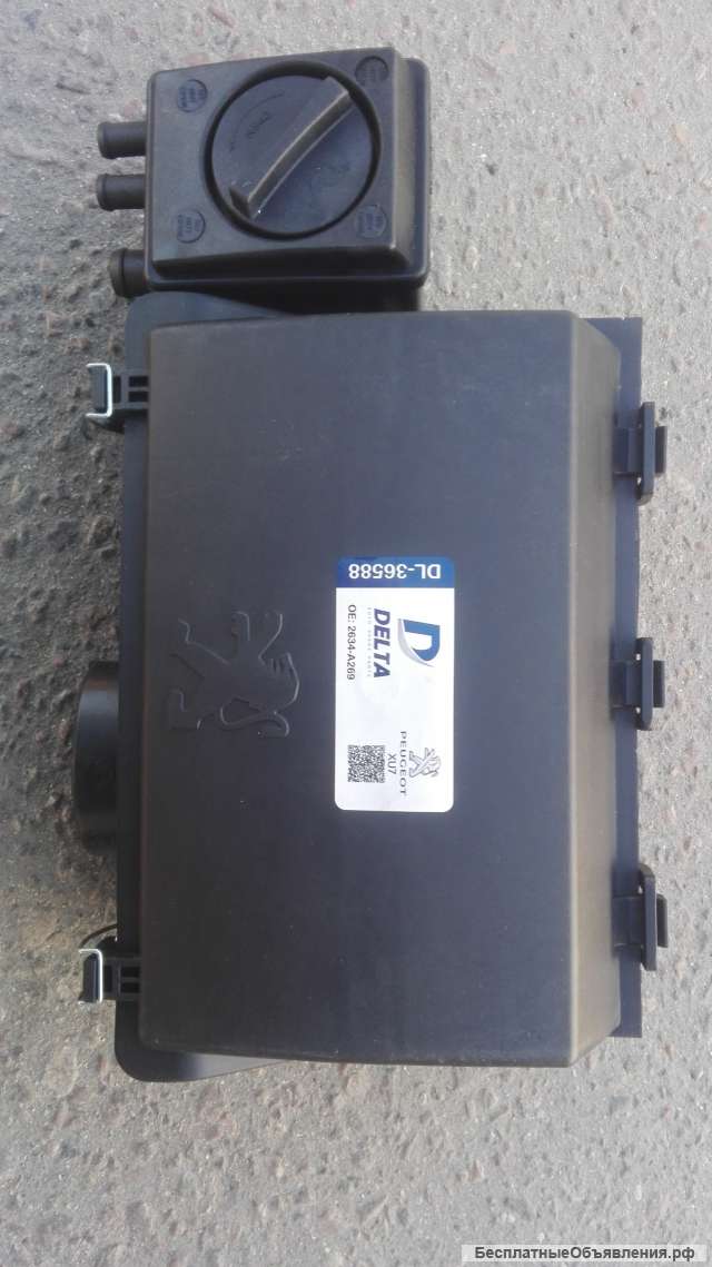 Крышка клапанов Пежо, Ситроен, Саманд с двигателем 1,8 XU7JP