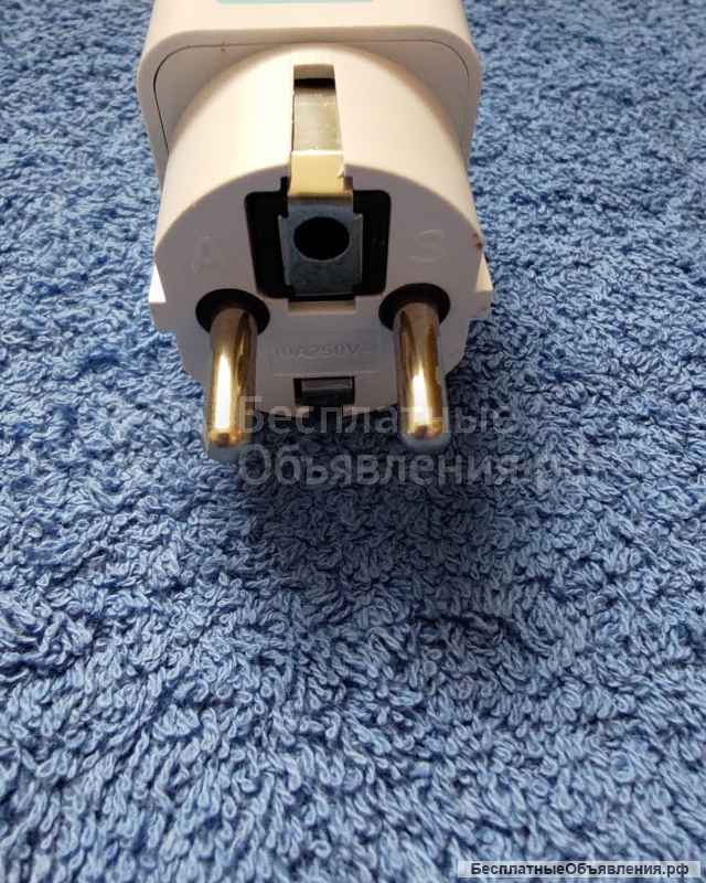 Универсальный переходник для путешествий TRAVEL ADAPTOR Качественный оригинальный Новый