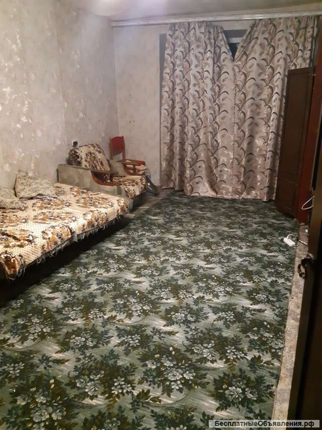 Сдам комнату в 3-х комнатной квартире