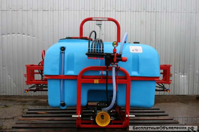 Опрыскиватель 800л-12м тройная форсунка