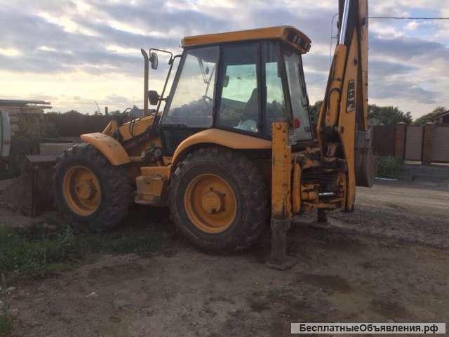 Экскаватор-погрузчик JCB 4CX