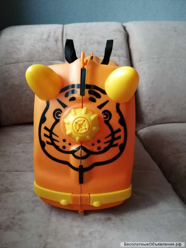 Детский чемодан-каталка