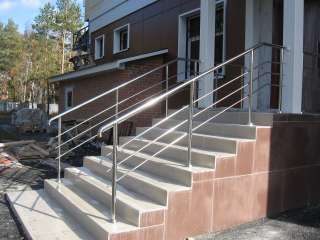 Ограждения, пандусы из нержавеющей стали