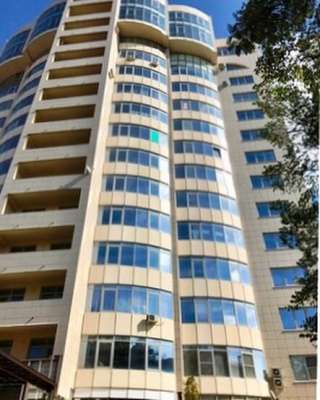 1-ю квартиру в центре г. Ставрополя