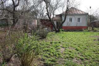 Жилой дом со всеми коммуникациями и надворными постройками площадью 60 кв.м. в Плеханово на