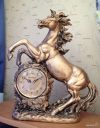 Скульптурные часы (конь)