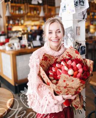 Готовый действующий бизнес. Пр-во букетов из клубники