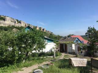 Дом в горном Крыму с. Красный Мак Бахчисарайского района с большим видовым участком