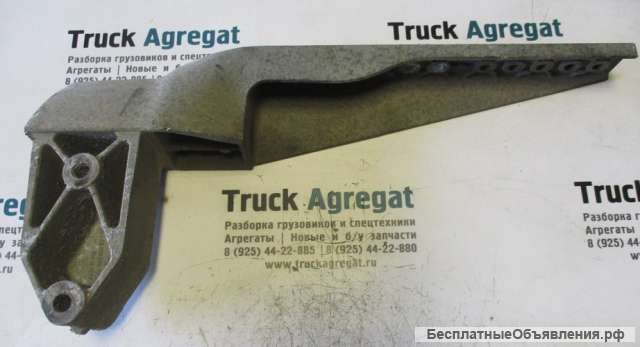 Кронштейн подножки Mercedes A9436660778