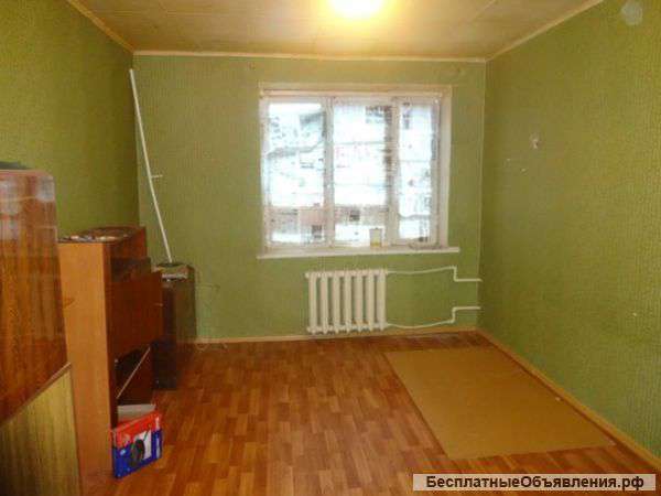 Комната в 3-х ком. квартире на пр-те Карла-Маркса д.63 (1/9 этаж).