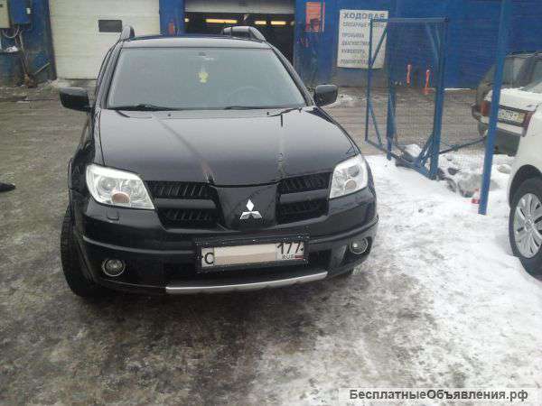 Митсубиси аутлендер