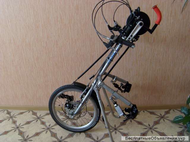 Классную вело приставку к инвалидной коляске "Stricker Handbiker"