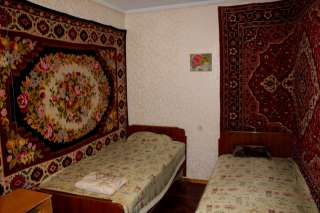 Сдам 2 ком.кв.Центр