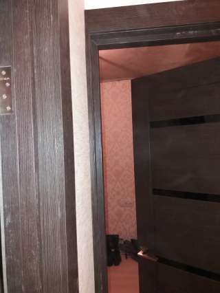 Установка межкомнатных дверей