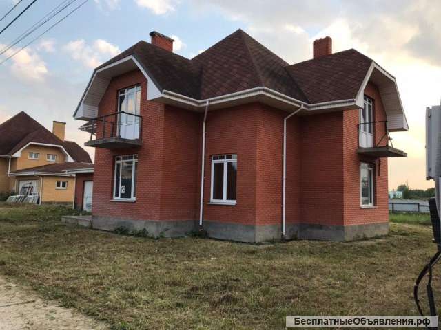 Дом 280 м с участком 14 соток