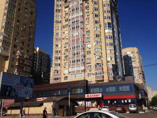 Квартиру в ж/к "Симфония" 53 кв.м
