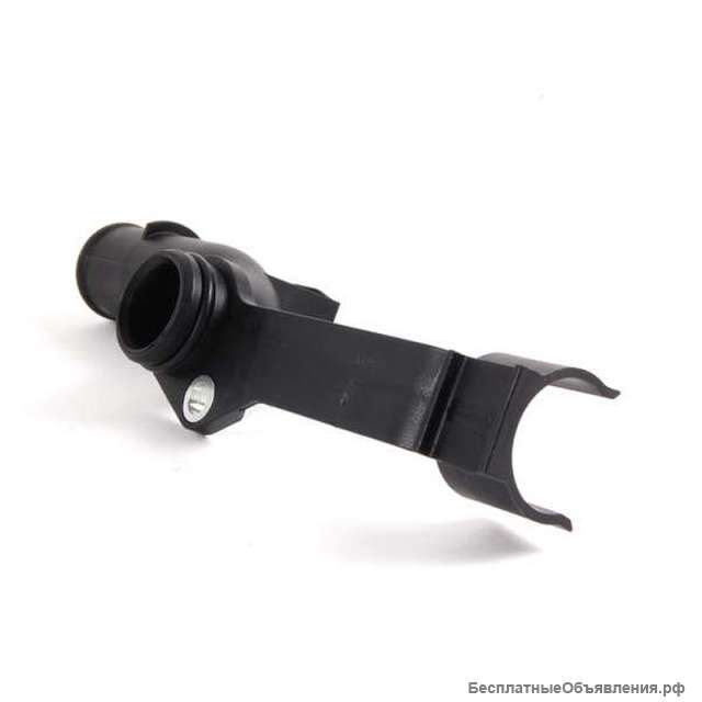 Патрубок системы охлаждения Mercedes