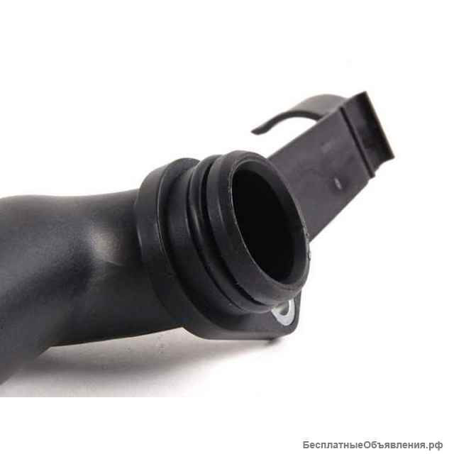 Патрубок системы охлаждения Mercedes