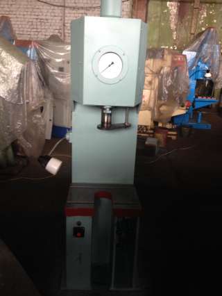 Гидравлический одностоечный пресс П6320