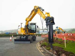 Аренда экскаватора JCB J 160W гидромолот