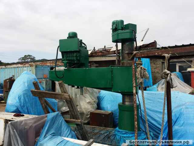 Станок радиально сверлильный 2А554, продам Владивосток