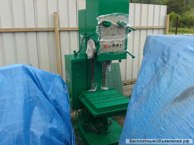 Сверлильный станок 2С132 продам, Владивосток