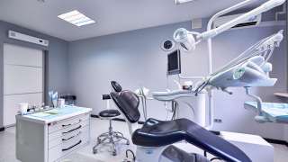 Требуются врачи-стоматологи