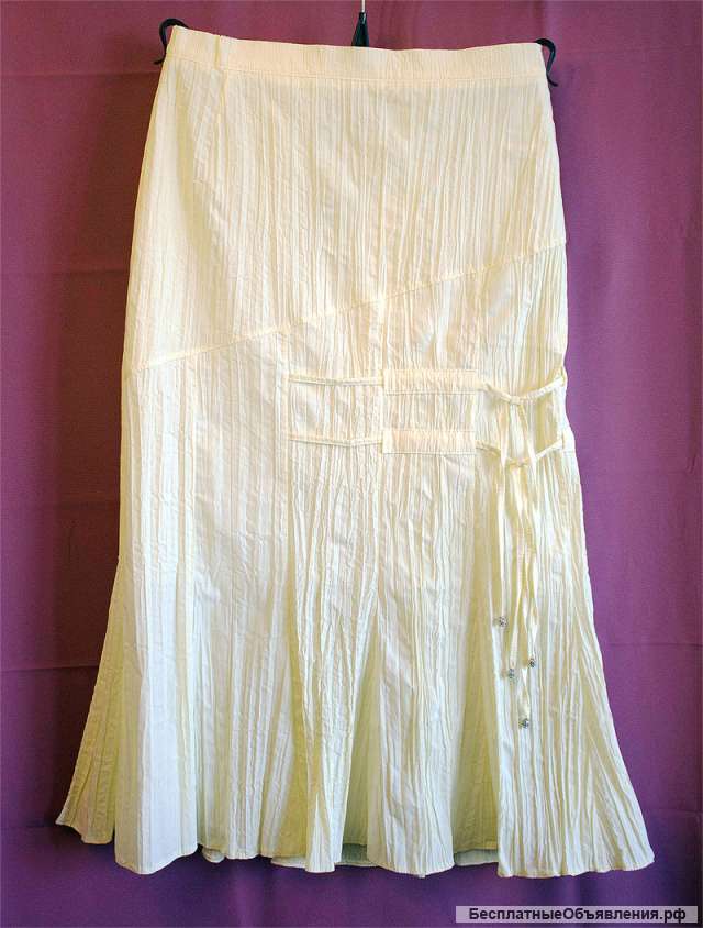 Летний женский костюм с юбкой